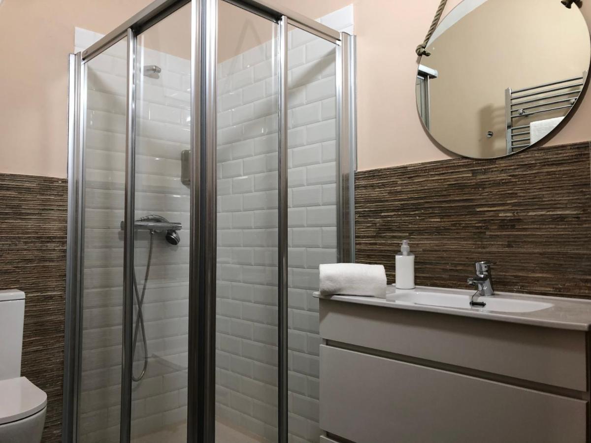 Al-Qazeres Suites Caceres Bagian luar foto